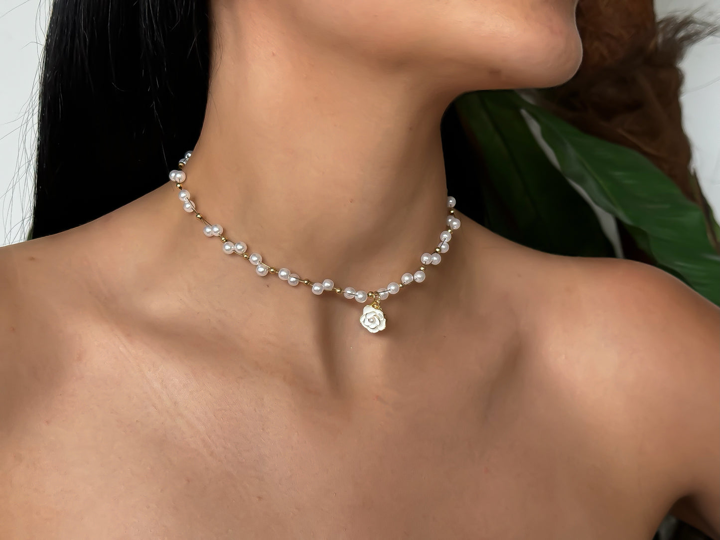 Pearl Gold Necklace Simbol Flower