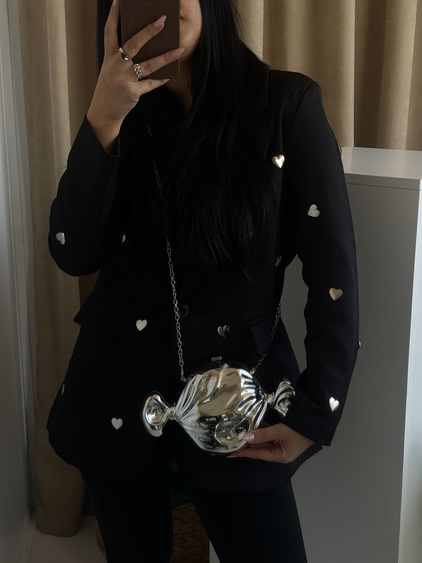 Cady-shaped Bag