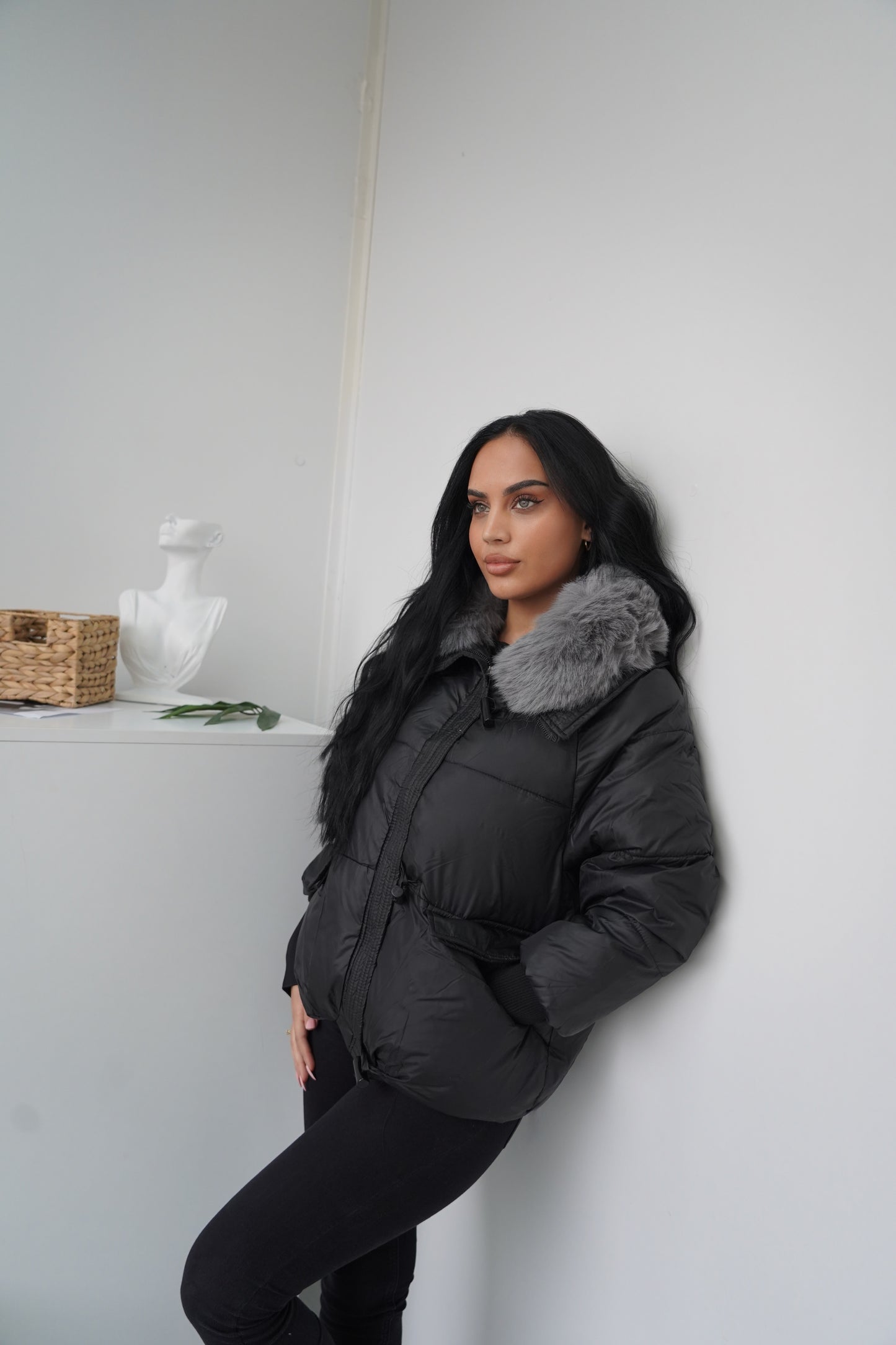 Puffer Jacket with Faux Fur Collar – Black & Brown