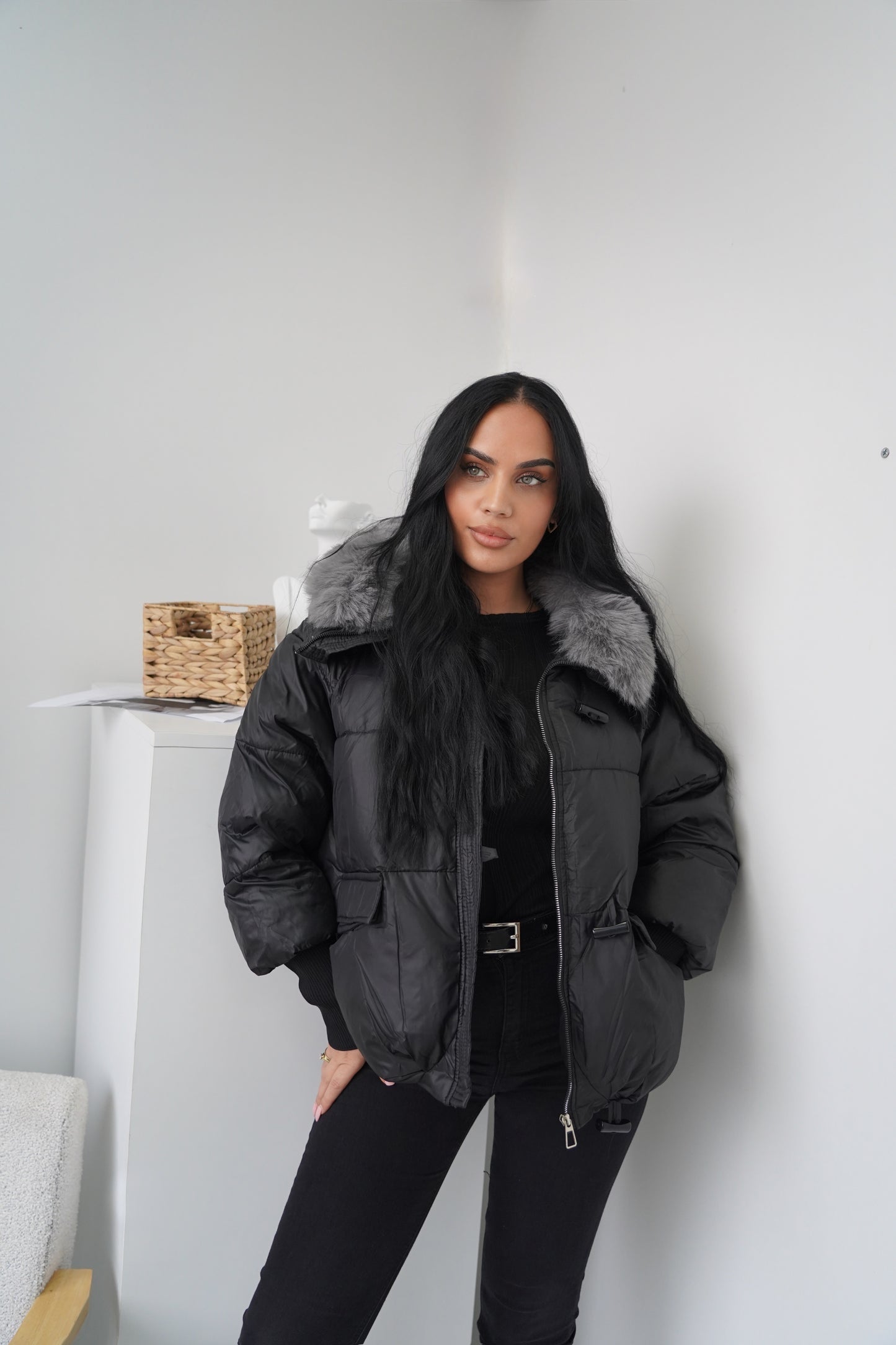 Puffer Jacket with Faux Fur Collar – Black & Brown