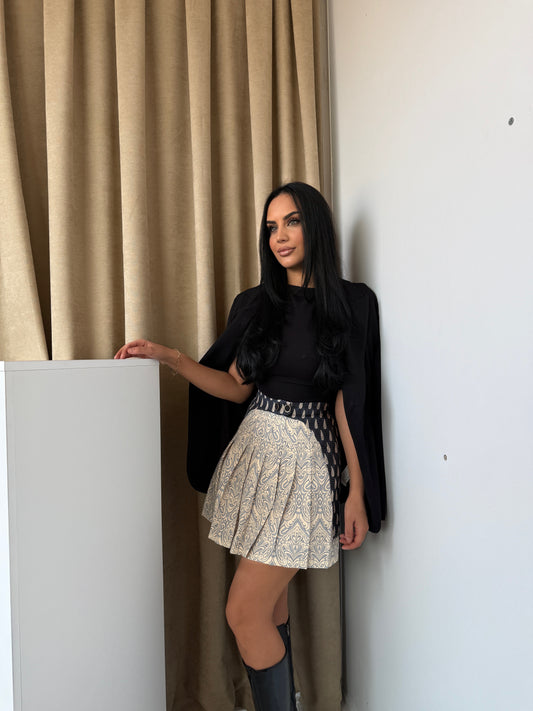 Sophisticated Elegance with Our Intricate Patterned Skirt