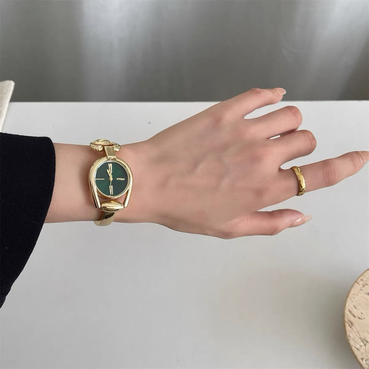 YFRN Bracelet Watch – Green Dial