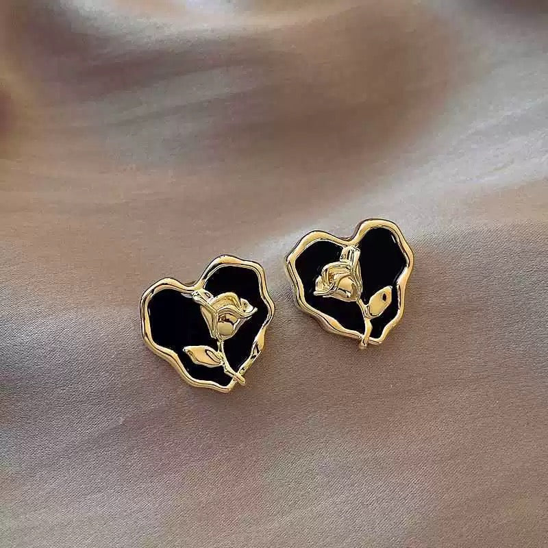 Vintage Rose Heart Earrings